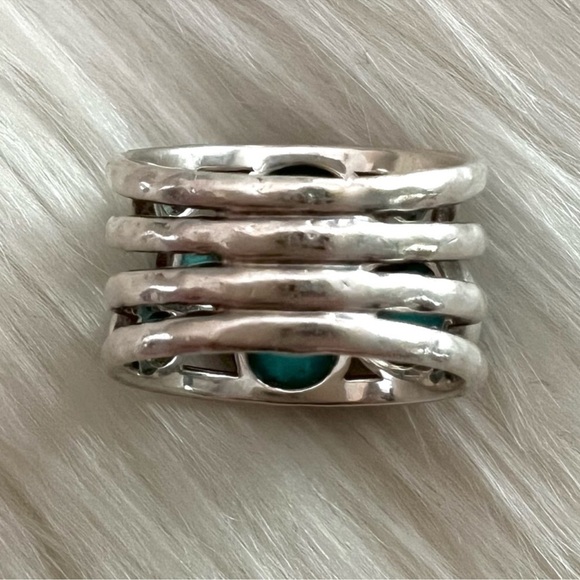 Ippolita Kingman mine turquoise and silver ring
ROCK CANDY - Picture 10 of 14